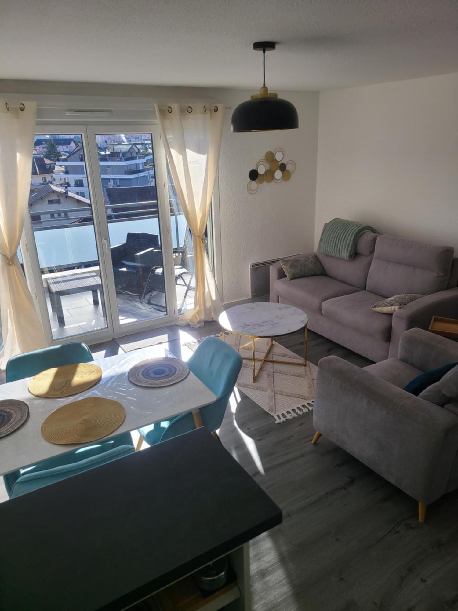 Joli T2 Proche Gare Avec Vue Apartment Annemasse Exterior photo