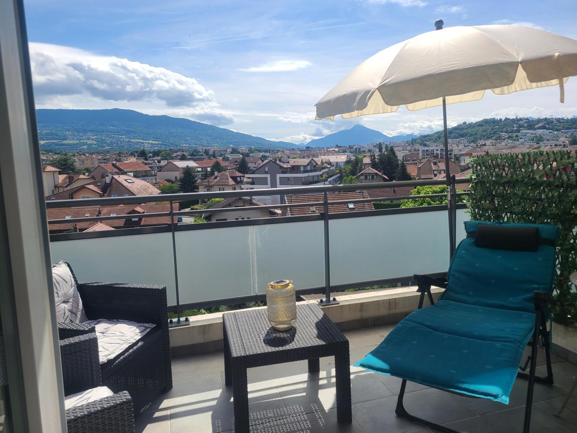 Joli T2 Proche Gare Avec Vue Apartment Annemasse Exterior photo